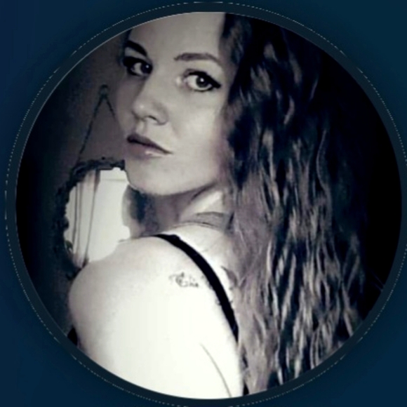 Meet your Posher, Autumn - Picture 1 of 1